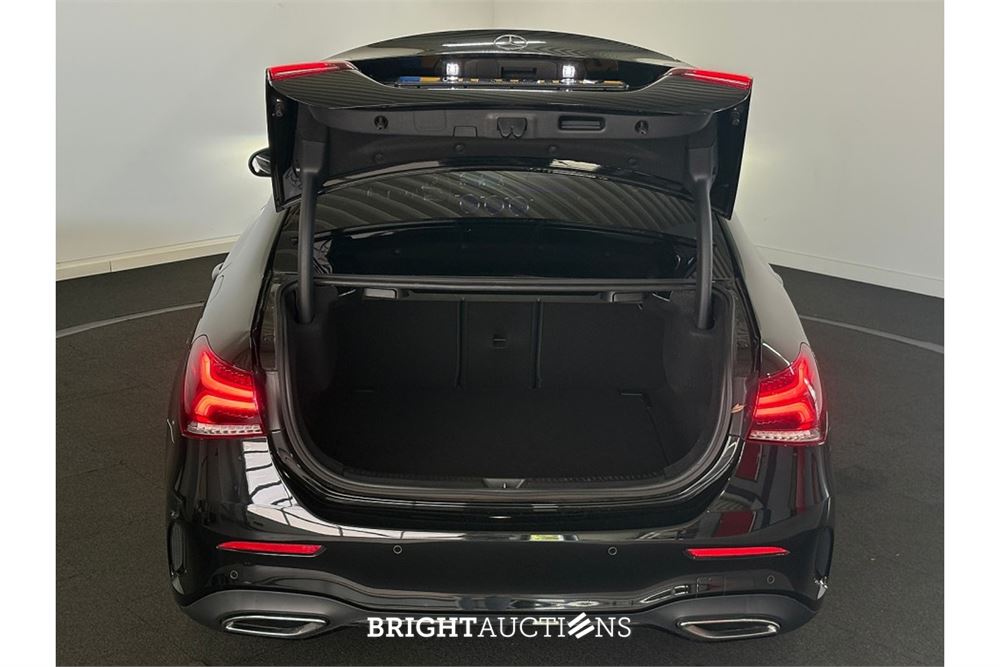 Mercedes-Benz A180 Business Solution AMG 136pk 2022 (Origineel-NL) A-klasse, P-510-GV