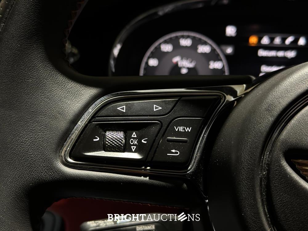 Bentley Bentayga 4.0 V8 S 549pk 2022 (Origineel-NL), P-719-VF
