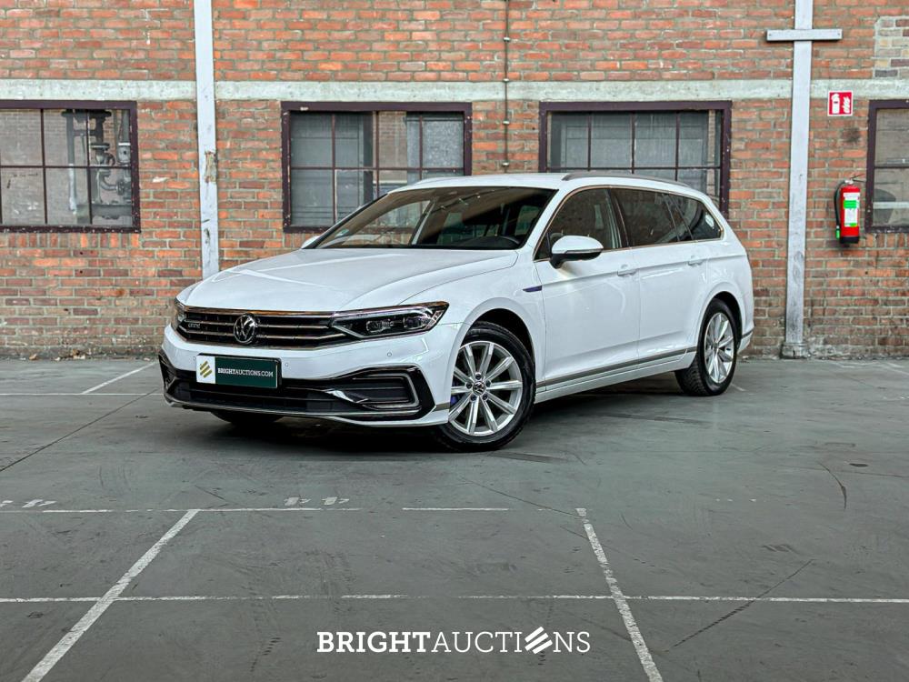 Volkswagen Passat Variant 1.4 TSI PHEV GTE Business 156pk 2021 (Origineel-NL+1e eigenaar), K-814-XG