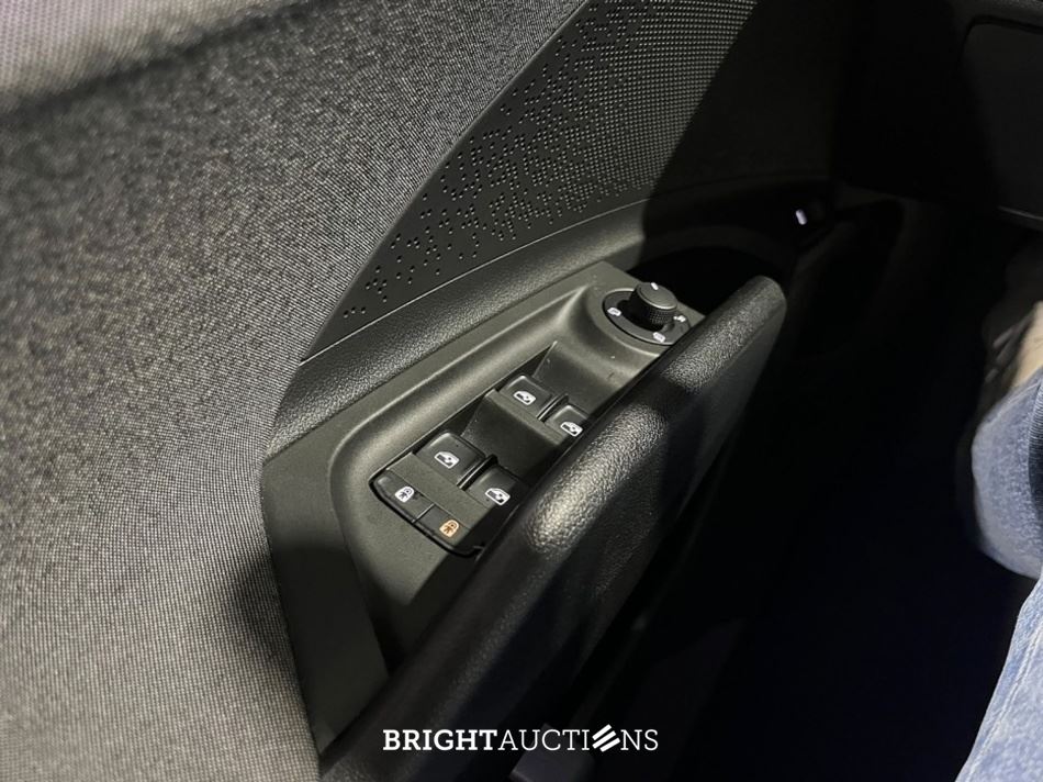 Škoda Enyaq 60 Business Edition 179pk 2024 (Origineel-NL), Z-104-PX