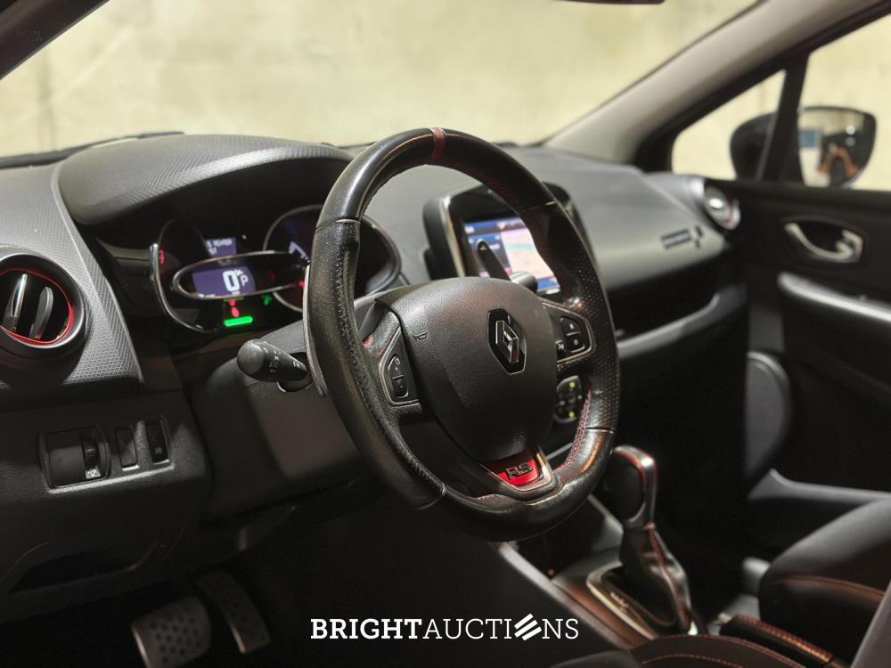 Renault Clio 1.6 R.S. Trophy 220pk 2015, K-787-PD