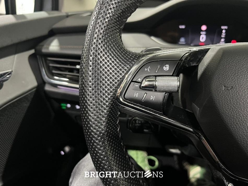 Škoda Enyaq 60 179pk 2022 (Origineel-NL), P-998-NH