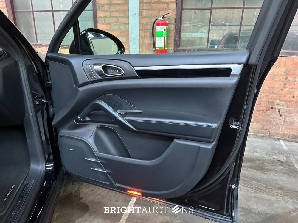 Porsche Cayenne 3.6 S 420pk 2014, K-204-BH