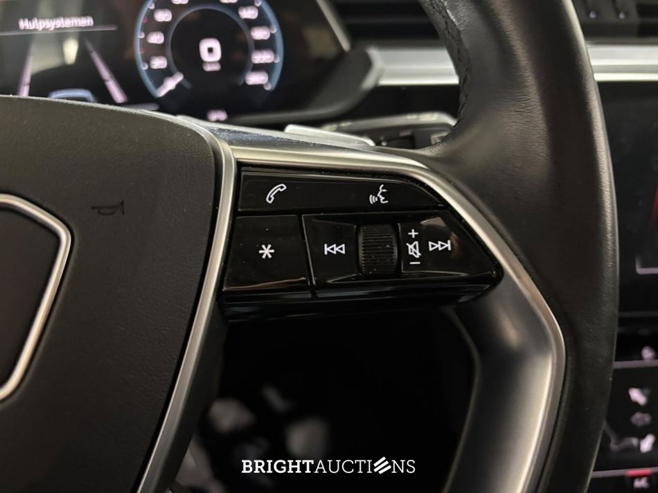Audi e-tron 55 edition Quattro 95 kWh 408pk 2022 (Origineel-NL), R-329-SF