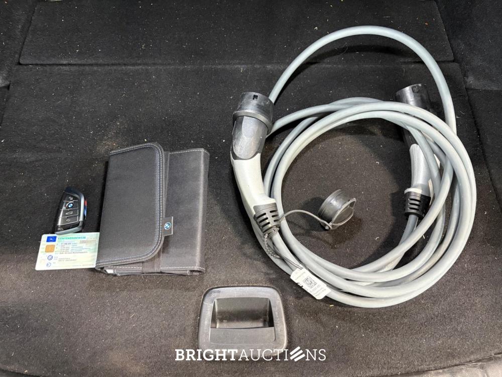 BMW 530e Business Edition Plus 292pk 2022 (Origineel-NL) 5-Serie, P-196-KV