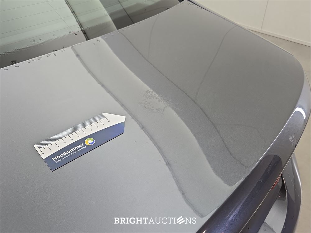 BMW 320i 3-serie Executive Edition 184pk 2019 (Origineel-NL) 3-Serie, XT-203-T