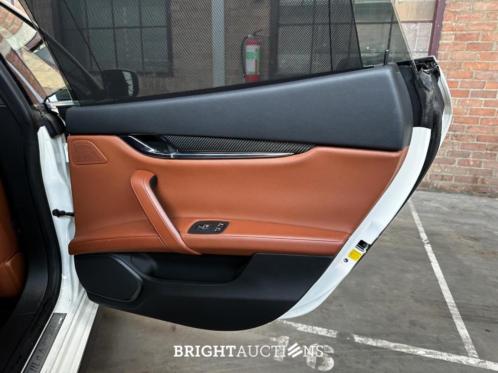 Maserati Quattroporte GTS 3.8 V8 531pk 2013 (CARBON) (29.000 KM)