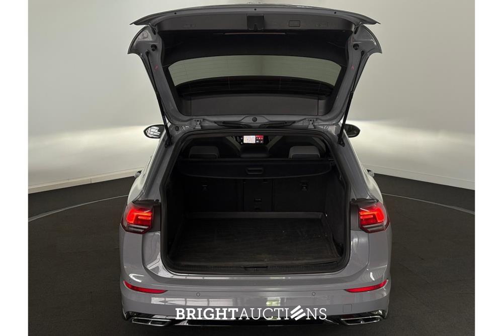 Volkswagen Golf Variant eTSI R-Line 1.5 130pk 2022 (Origineel-NL), P-468-BP