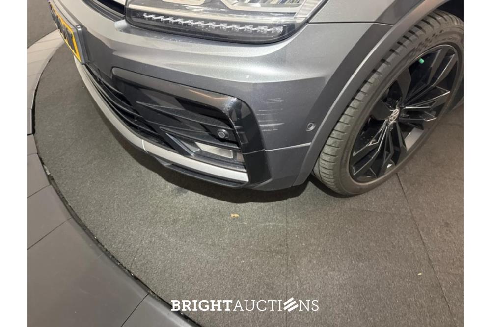 Volkswagen Tiguan ACT Highline Business R 1.5 TSI 150pk 2020 (Origineel-NL), H-070-NT