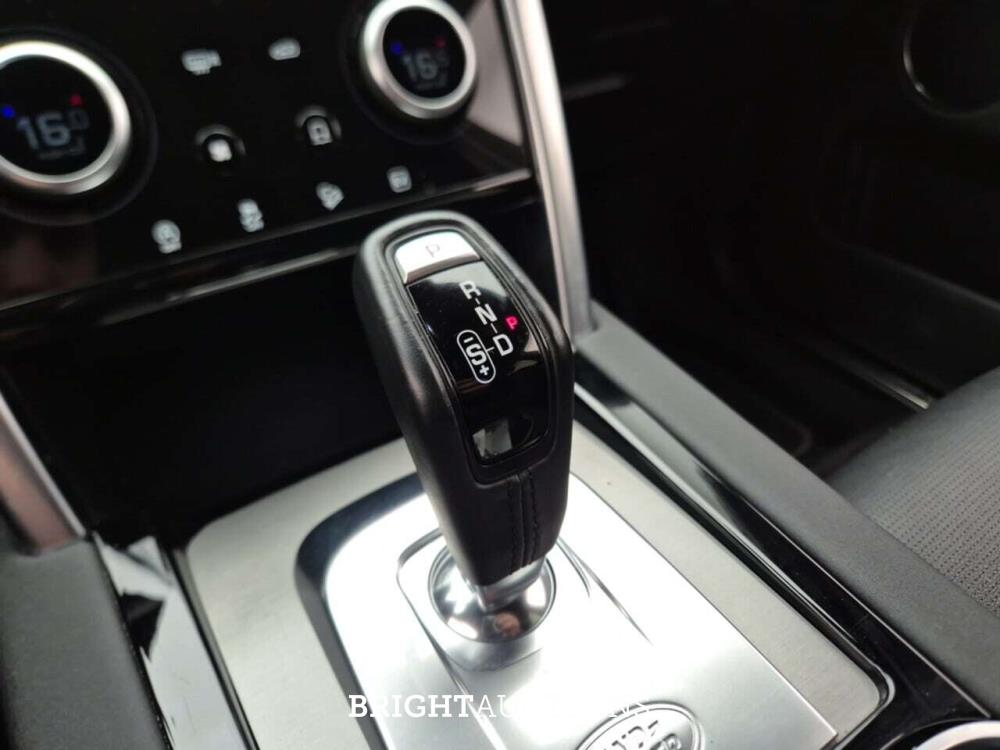 Land Rover Discovery Sport P300e Dynamic Se AWD 309pk 2023, 2EEB519