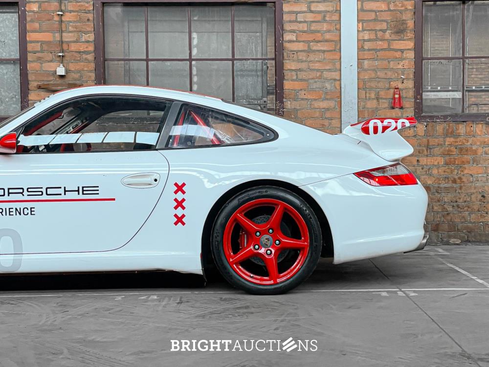 Porsche 911 Carrera 3.6 997 325hp 2005 -TRACK TOY-, 55-SGD-4 Youngtimer
