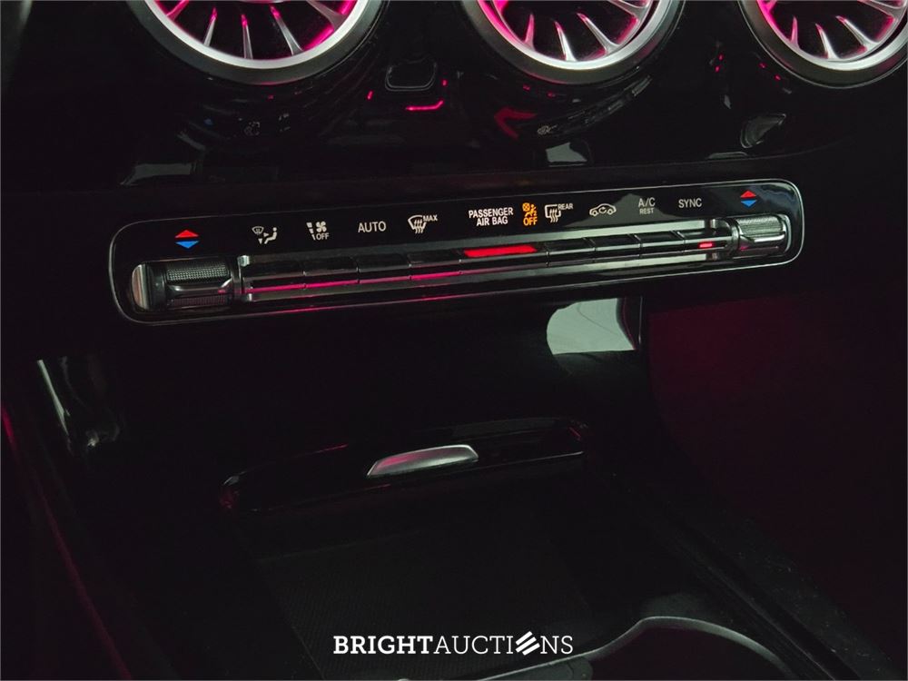 Mercedes-Benz A200 Business Solution AMG 163pk 2019 (Origineel-NL) A-klasse, XJ-315-N