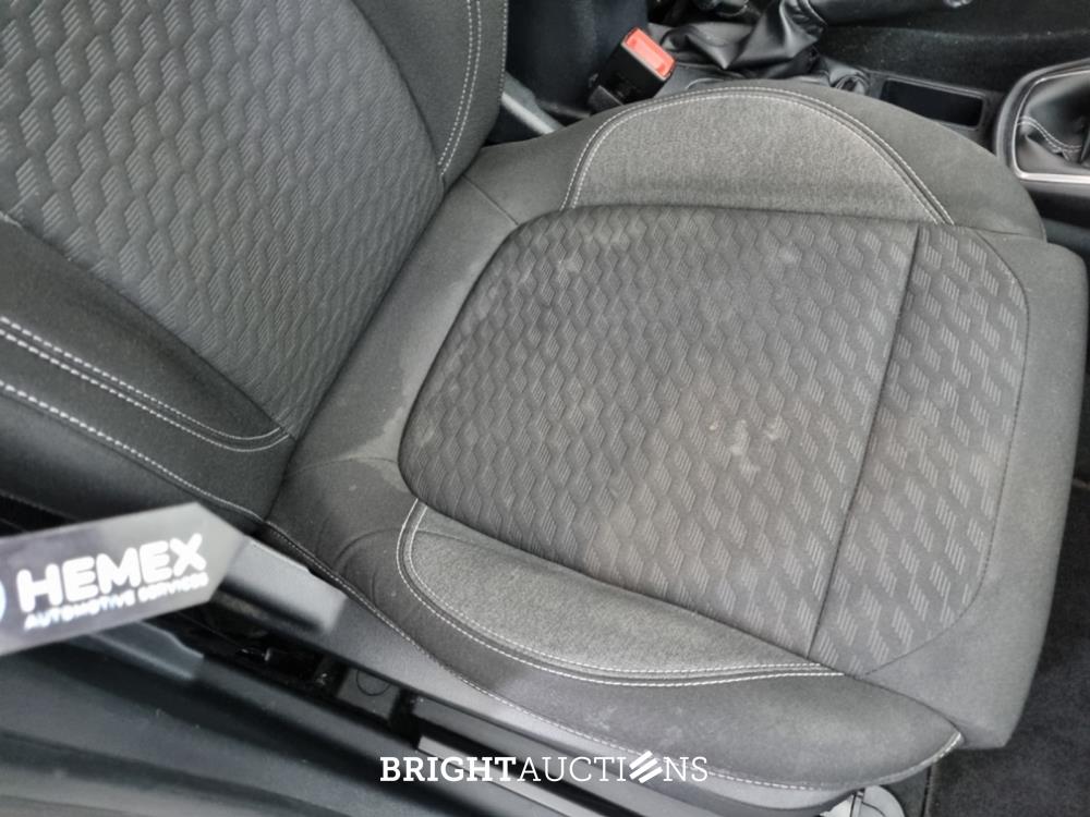 Ford Puma Hybrid Titanium 1.0 EcoBoost 125pk 2022 (Origineel-NL), R-240-JZ