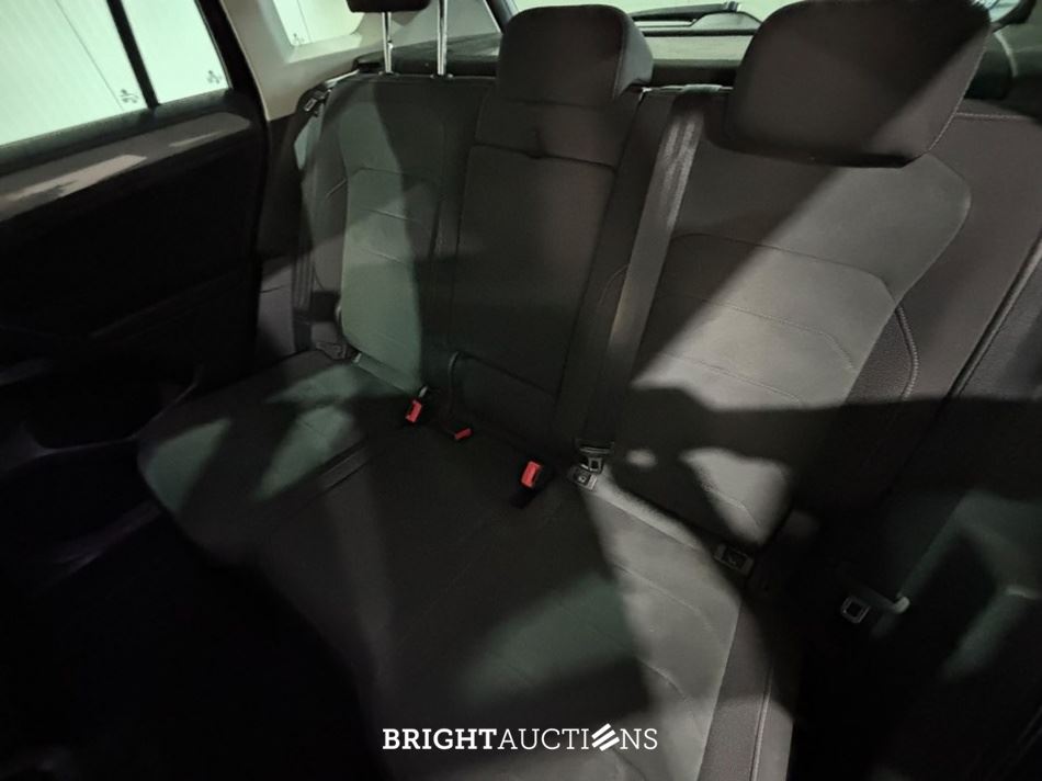 Volkswagen Tiguan Life Business 1.5 TSI 150pk 2021 (Origineel-NL), N-209-BL