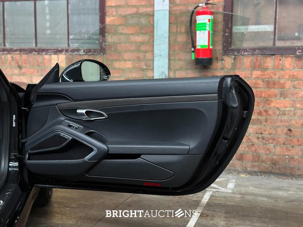 Porsche 911 991.2 Turbo S Cabrio 3.8 V6 581pk 2017 (Origineel-NL+2e eigenaar), PG-468-L