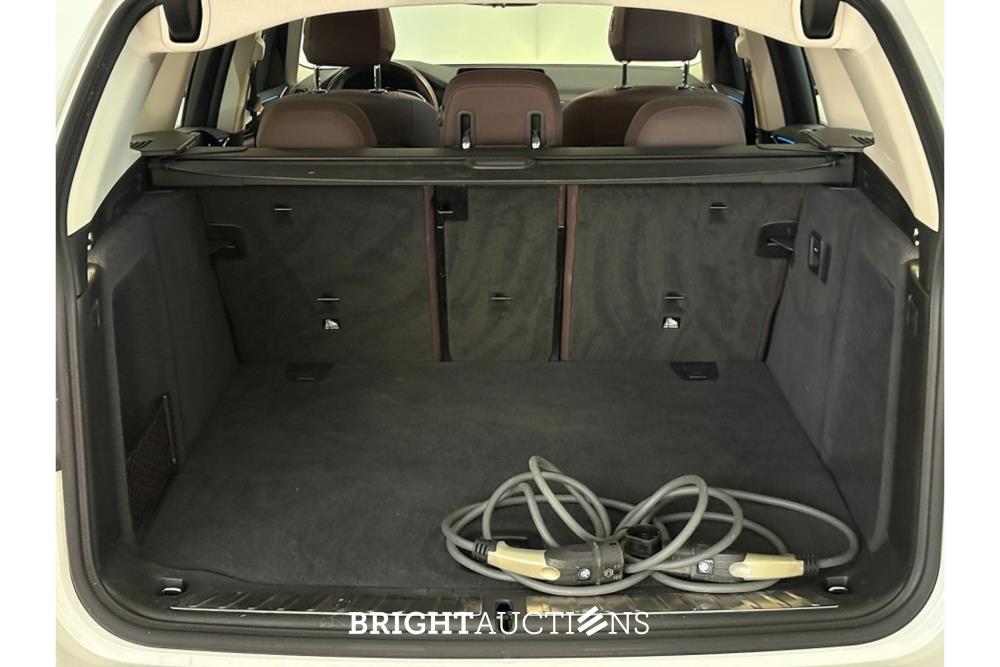BMW iX3 Executive 80 kWh 286pk 2021 (Origineel-NL), L-873-ZT
