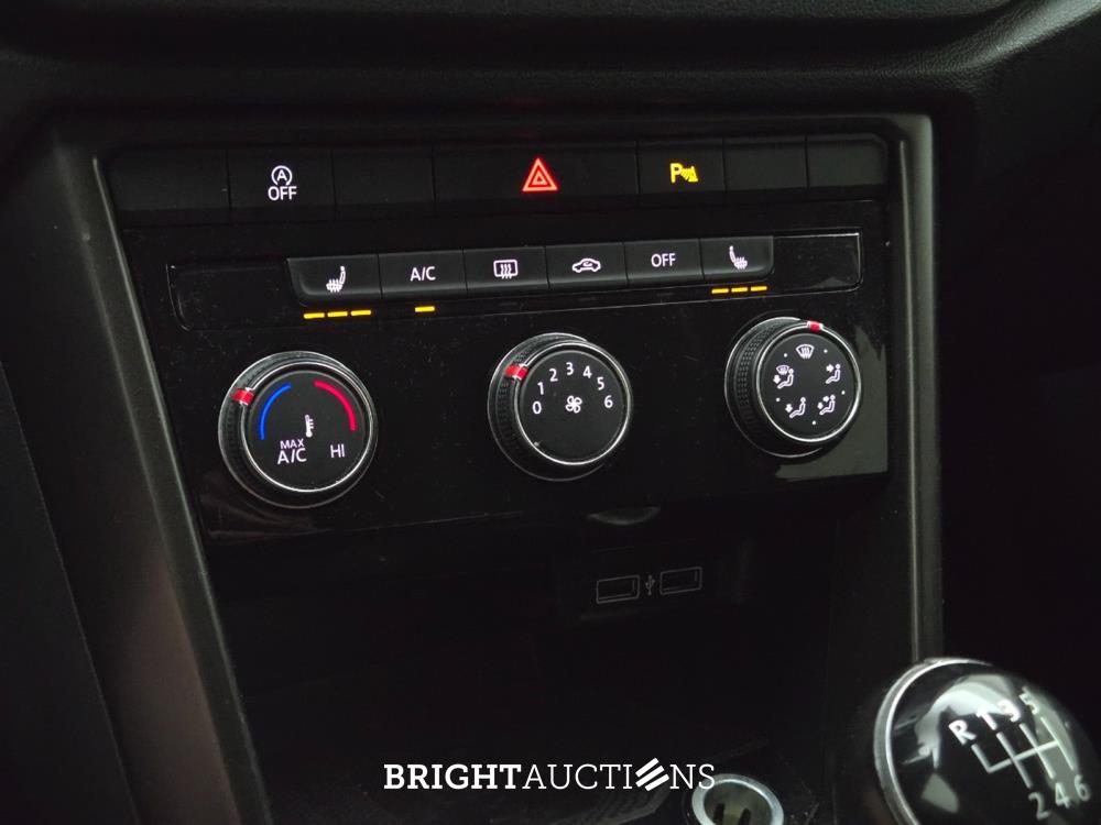 Volkswagen T-Roc Sport 1.5 TSI 150pk 2018, L-388-JZ