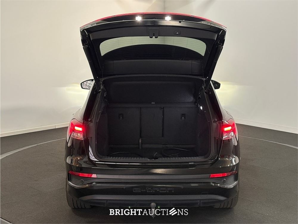 Audi Q4 50 Launch edition S Competition Quattro 77 kWh 2021 (Origineel-NL), N-031-PL
