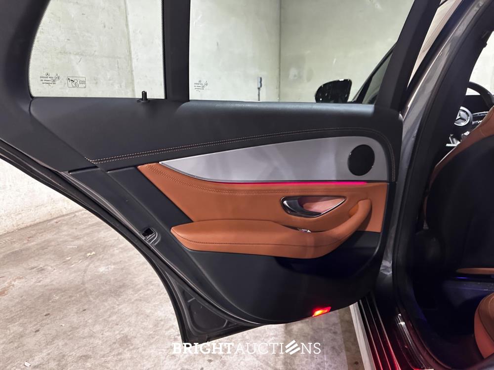 Mercedes-Benz E300 e Business Solution AMG 320pk 2022 (Origineel-NL & 1 Eigenaar) Plug-In Hybrid E-klasse Estate 9G-TRONIC, N-863-TR