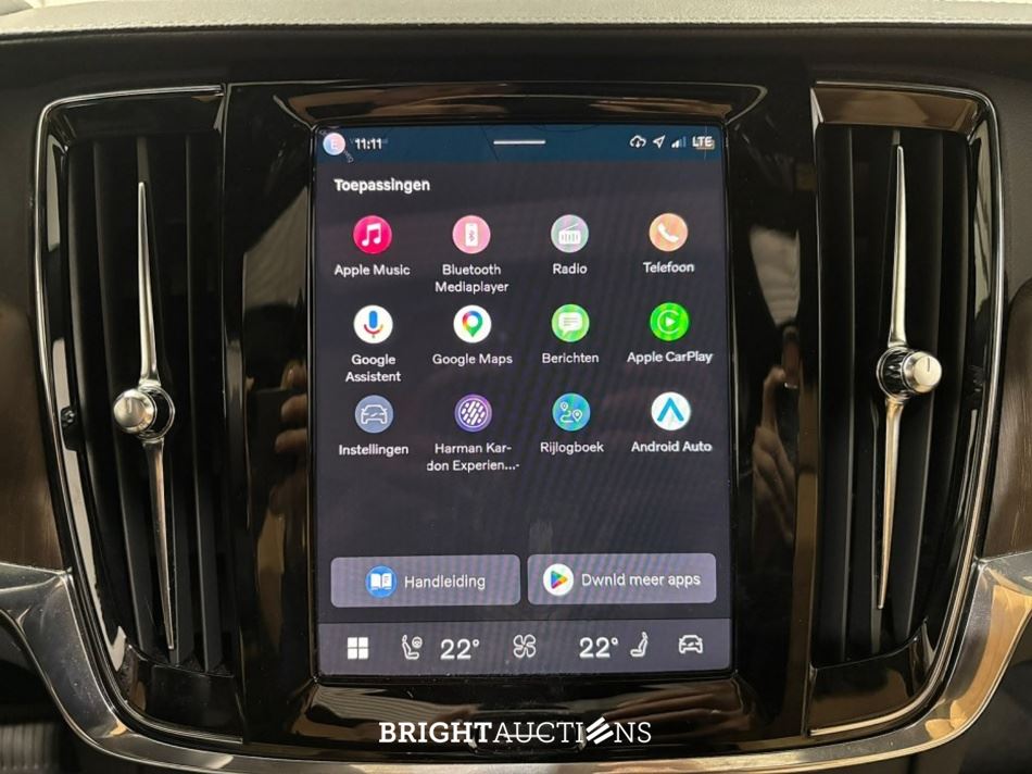 Volvo V90 T6 Plug-in Hybrid Ultimate Bright 2.0 AWD 398pk 2023 (Origineel-NL), X-873-GN