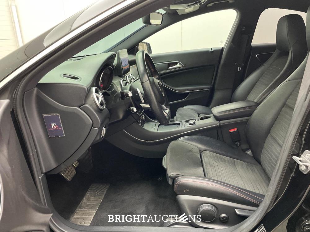 Mercedes-Benz CLA 180 Business Solution AMG 122pk 2018 (Origineel-NL) CLA-Klasse, RP-396-S