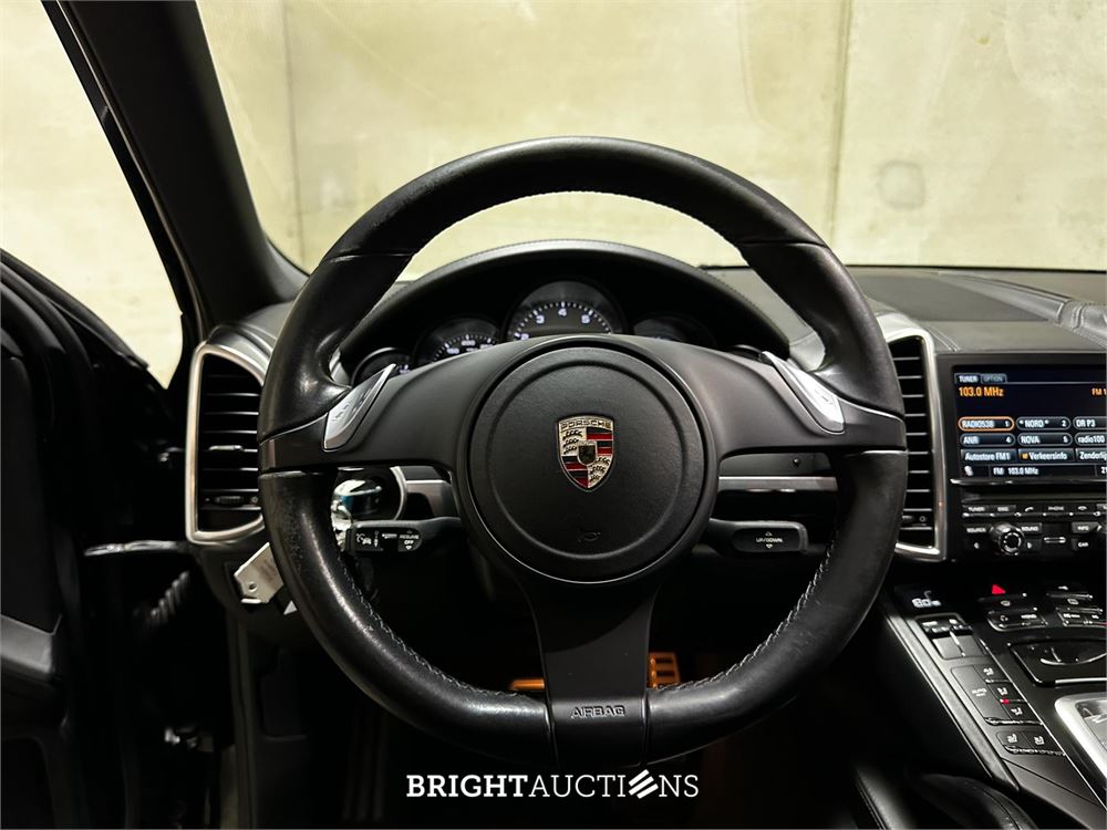 Porsche Cayenne S 4.8 V8 400pk 2011, HFZ-55-K