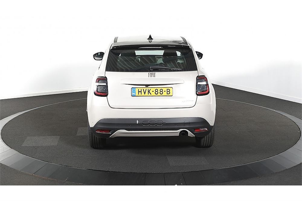 Fiat 600 Hybrid Urban 1.2 100pk 2025 (Origineel-NL), HVK-88-B