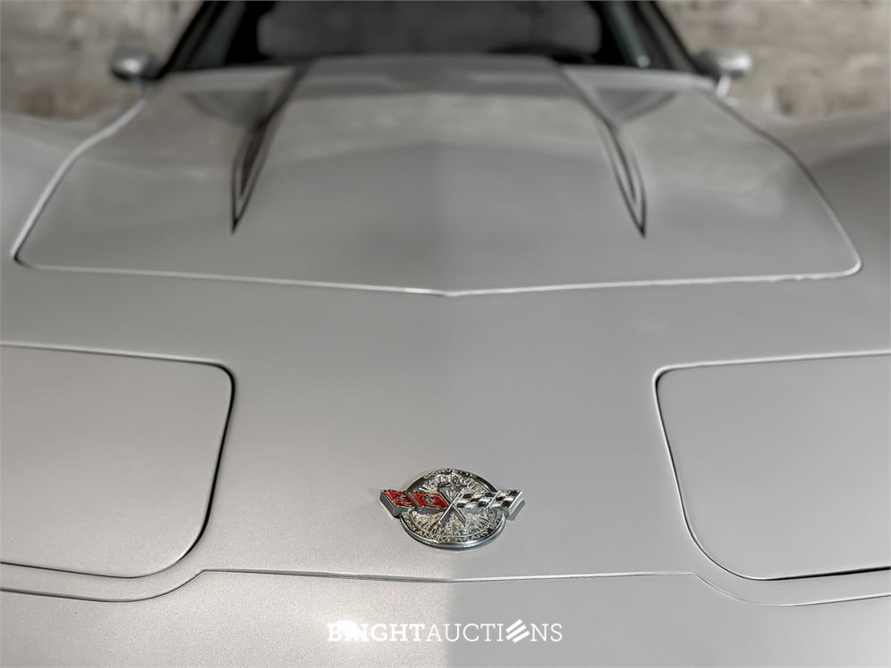 Chevrolet Corvette 5.7 V8 Convertible Two-Tone L-82 ANNIVERSARY EDITION 1 YZ 87 194pk 1978, 15-XXL-9
