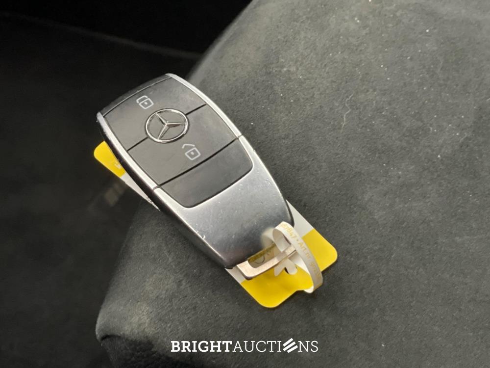 Mercedes-Benz A 250 e Business Solution AMG Limited 262pk 2021 (Origineel-NL) A-klasse, K-518-SP