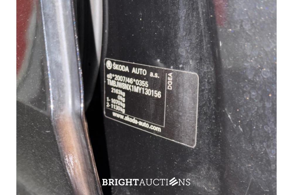 Škoda Octavia Combi RS iV PHEV Business 1.4 TSI 258pk 2021 (Origineel-NL), N-280-KK