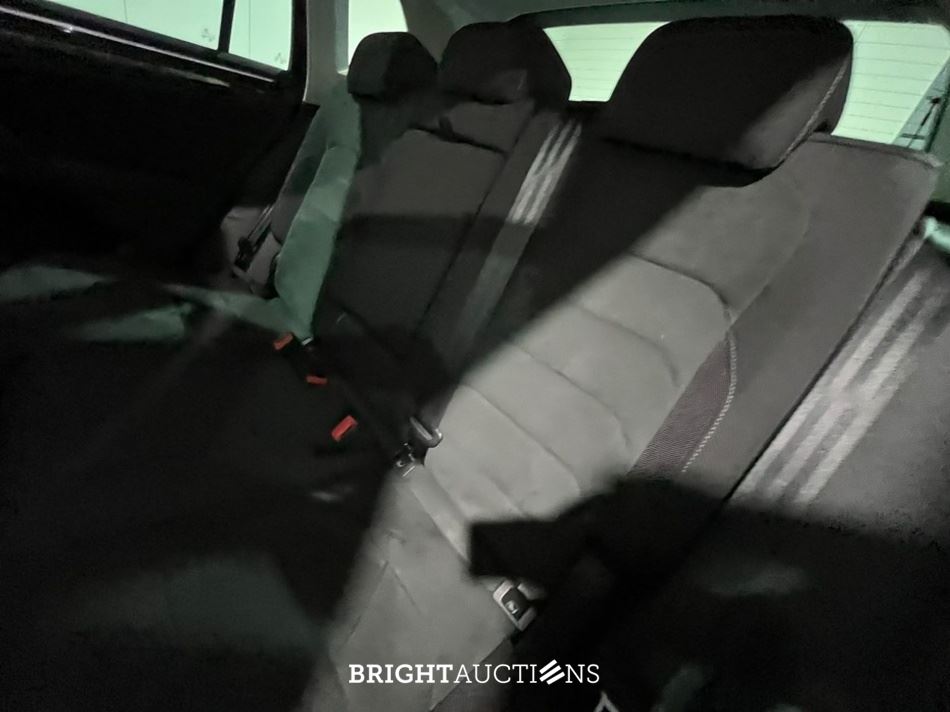 Volkswagen Tiguan ACT Highline 1.5 TSI 150pk 2020 (Origineel-NL), J-230-BK