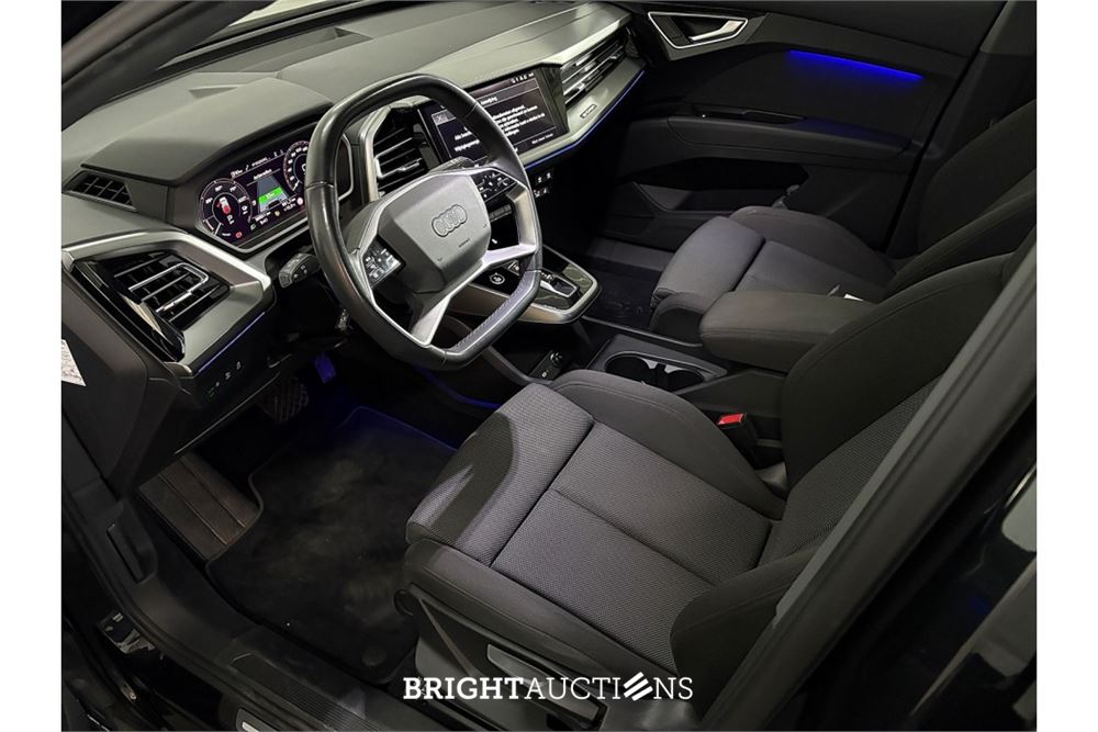 Audi Q4 35 Advanced edition 55 kWh 2022 (Origineel-NL), R-916-DG