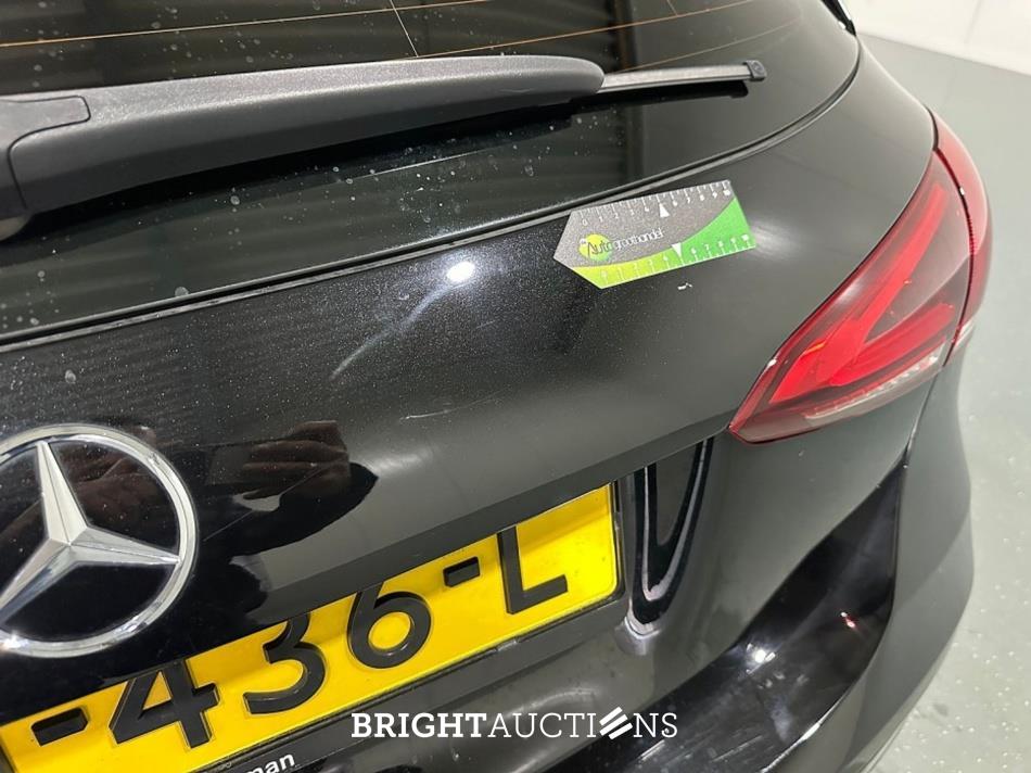 Mercedes-Benz A200 Business Solution AMG 163pk 2019 (Origineel-NL) A-Klasse, XH-436-L