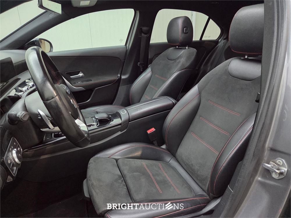 Mercedes-Benz A200 Launch Edition Premium 163pk 2019 (Origineel-NL) A-klasse, ZL-208-H