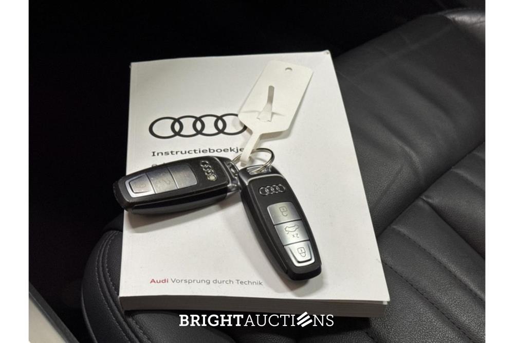 Audi e-tron 50 Launch edition plus Quattro 71 kWh 313pk 2020 (Origineel-NL), J-383-NL