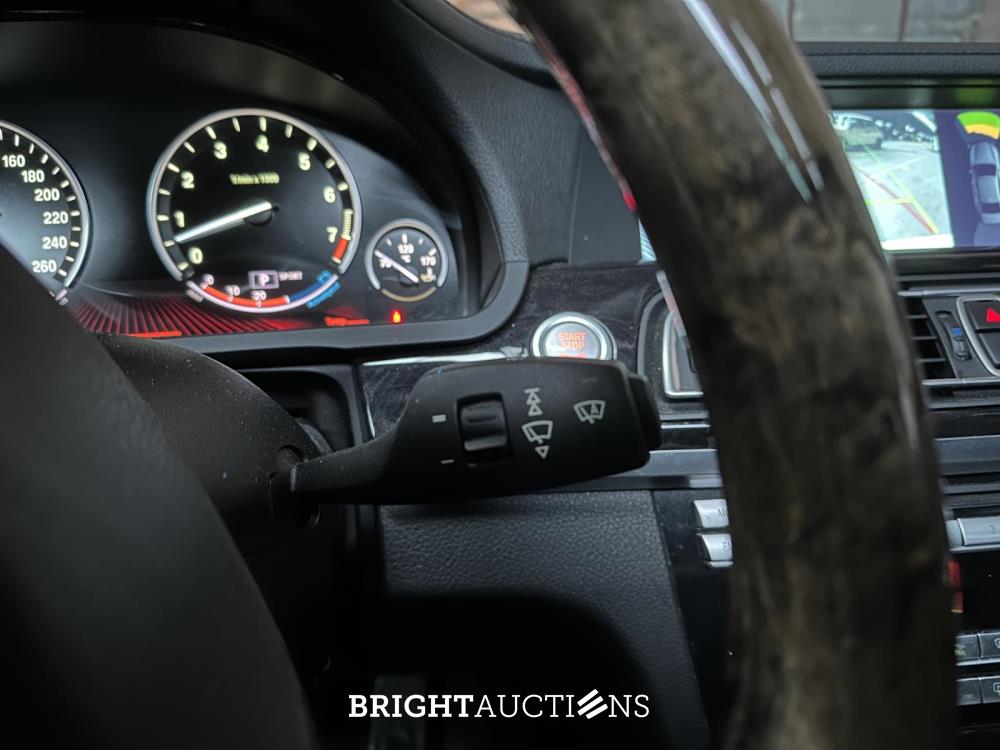 BMW ActiveHybrid7 F04 4.4 V8 465pk 2011 F04 Youngtimer