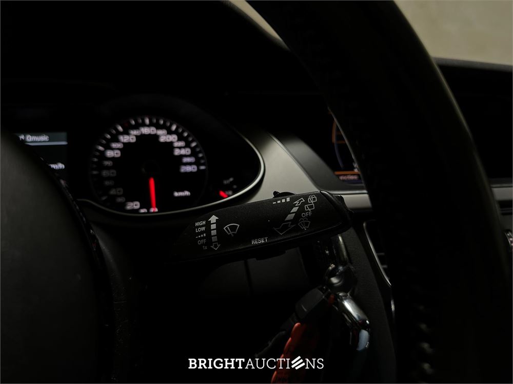 Audi A4 Avant 1.8 TFSI S Edition 120pk 2013 (Origineel-NL), 26-ZRP-1