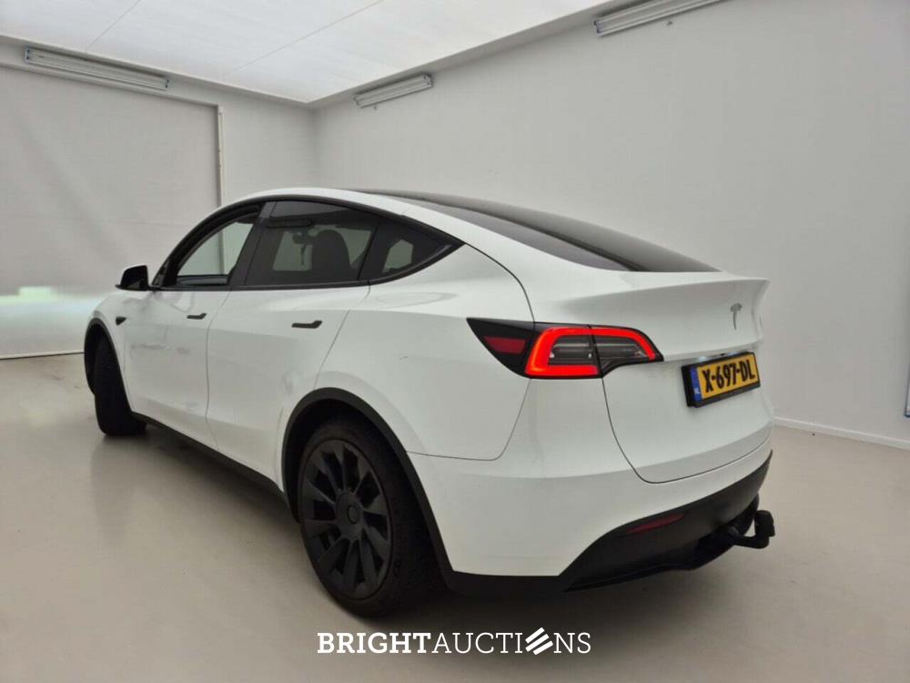 Tesla Model Y RWD 58 kWh 238pk 2023 (Origineel-NL), X-697-DL