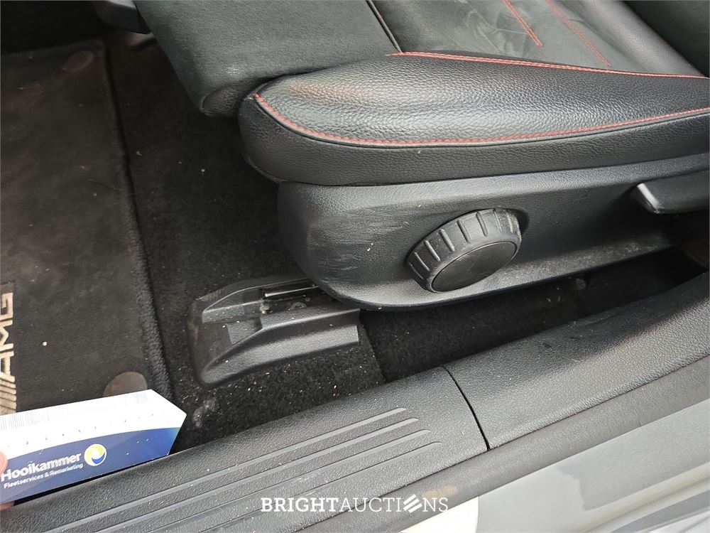 Mercedes-Benz A200 Business Solution AMG 163pk 2018 A-klasse, XT-864-L
