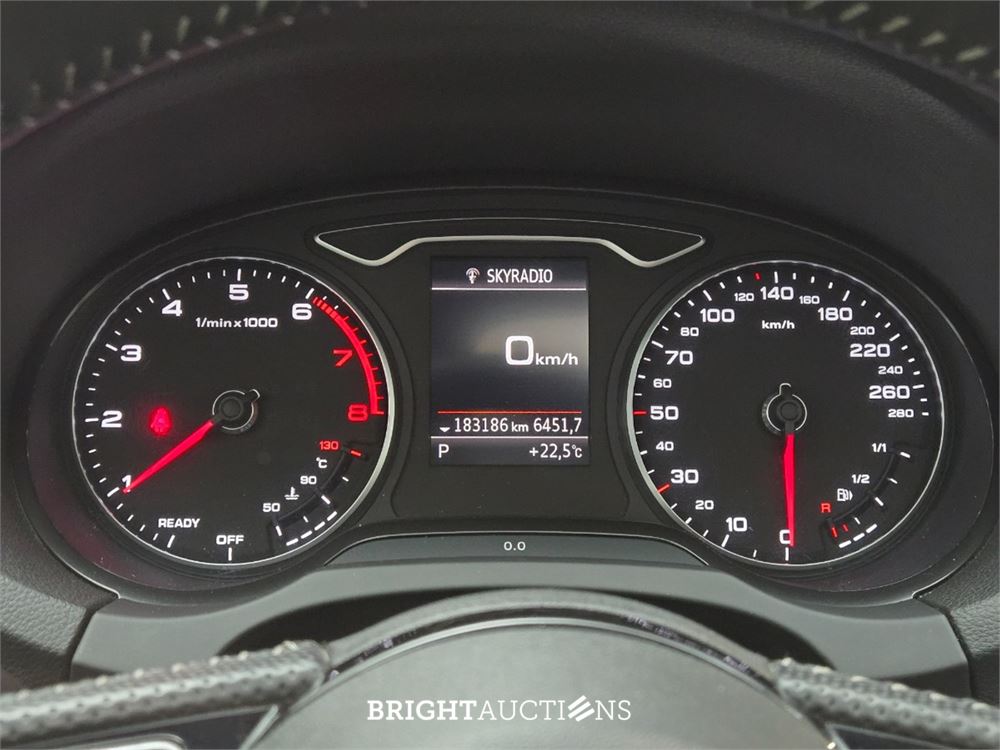 Audi A3 Sportback 35 CoD Sport S-Line Edition TFSI 150pk 2019 (Origineel-NL), ZL-686-Z