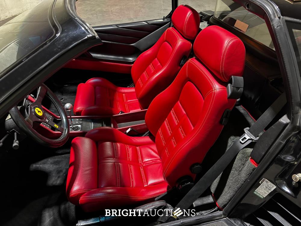 Ferrari 348 TS Targa 3.4 V8 300pk 1992 (40.000 km) Youngtimer