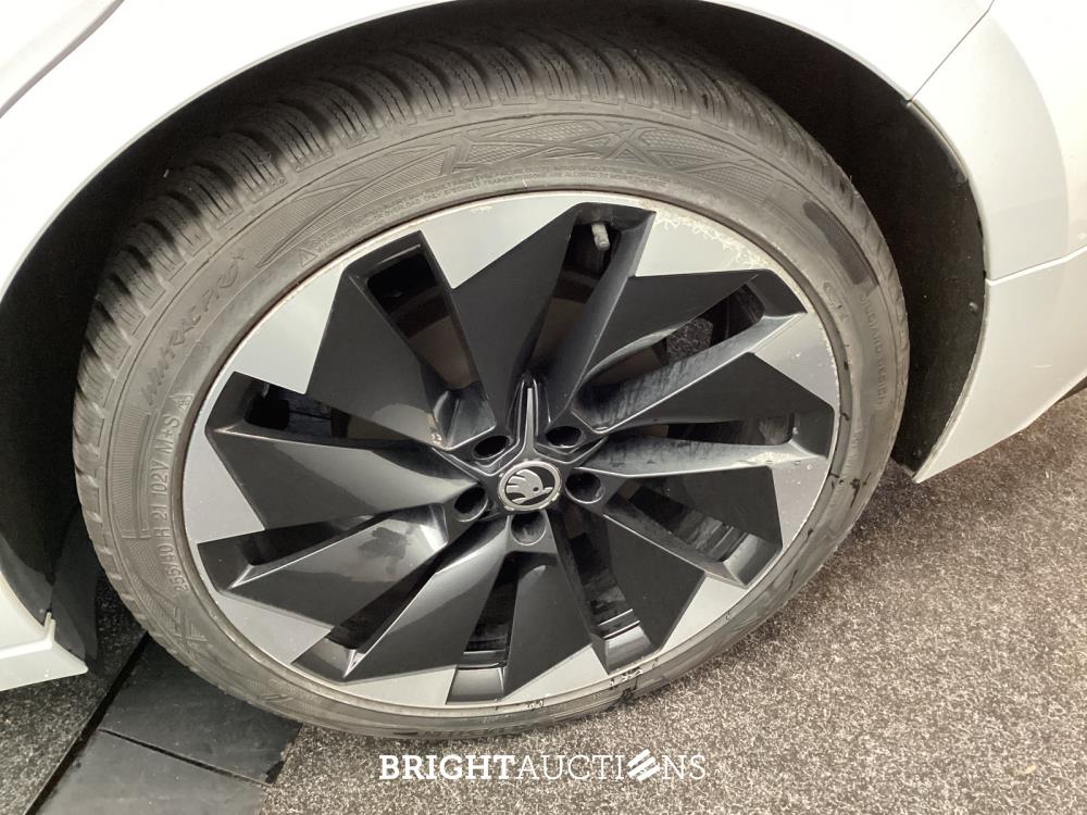Škoda Enyaq iV 80 Sportline 204pk 2022 (Origineel-NL), P-620-FL