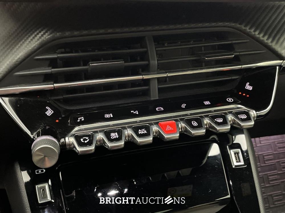 Peugeot e-2008 EV GT 50 kWh 136 pk 2020, J-619-VK