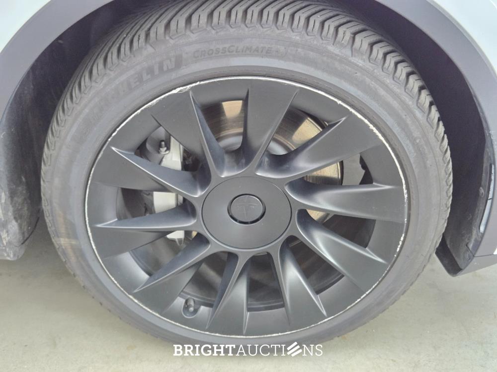 Tesla Model Y Long Range AWD 75 kWh 351pk 2022 (Origineel-NL), P-580-GV