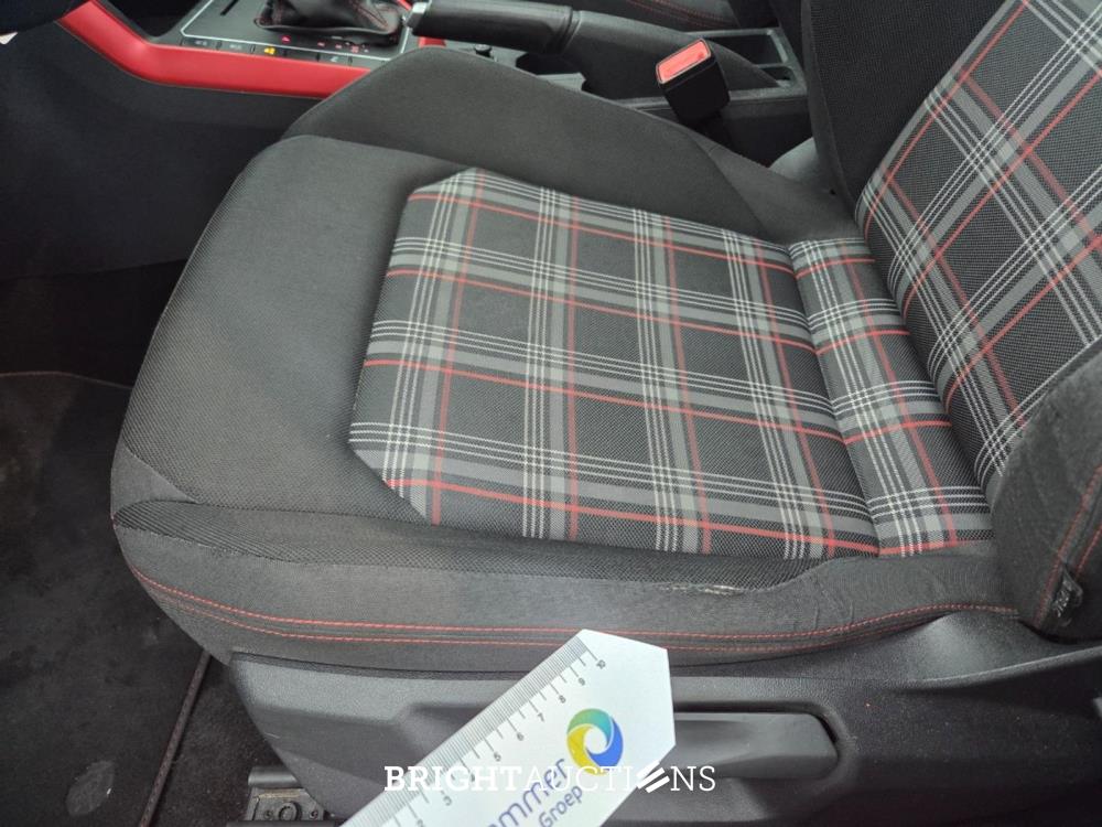 Volkswagen Polo GTI 2.0 TSI 200pk 2018, R-943-GD