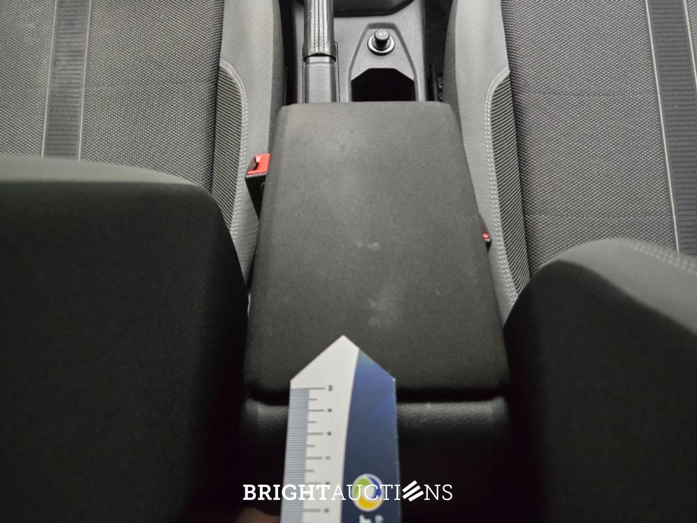 Volkswagen Polo Highline Business R 1.0 TSI 95pk 2020 (Origineel-NL), J-132-HL