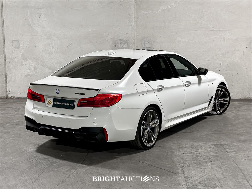 BMW M550i xDrive High Executive 462pk 2018 5-serie, KKP-44-R