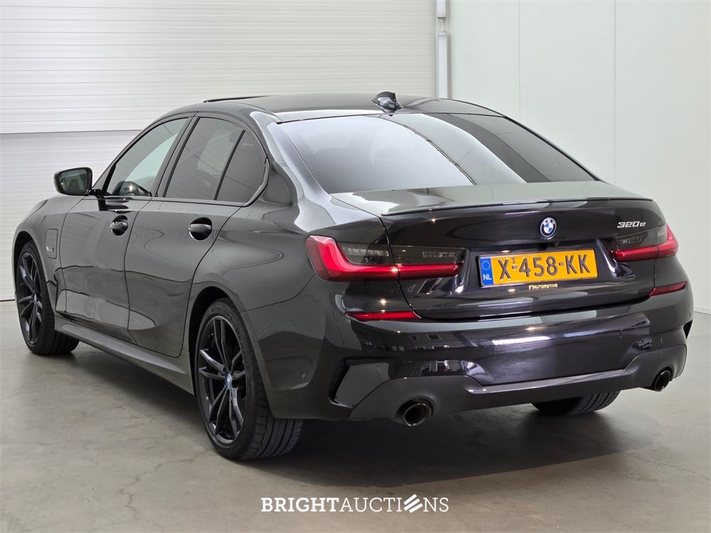 BMW 320e 3-serie Business Edition Plus 276pk 2022 3-Serie, X-458-KK