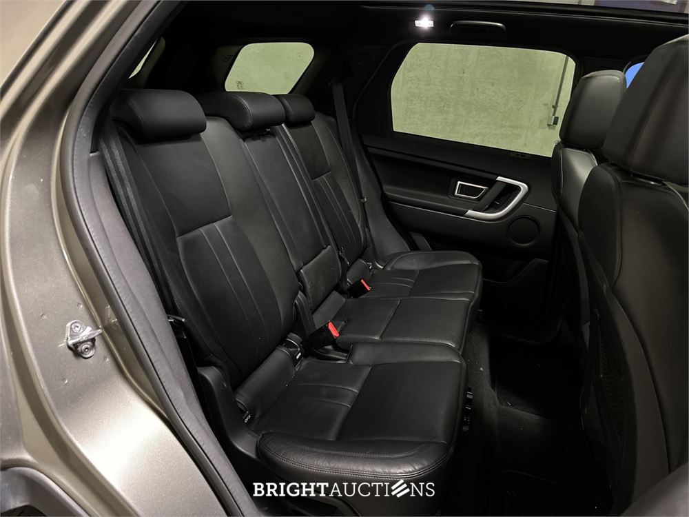 Land Rover Discovery Sport 2.0 TD4 4WD 150pk 2019 (Origineel-NL), XG-584-K