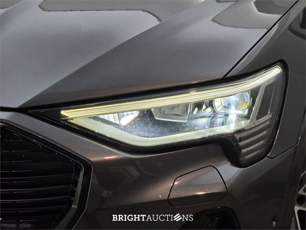 Audi e-tron 50 e-tron Launch edition Black Quattro 71 kWh 313pk 2019 (Origineel-NL), G-918-VX